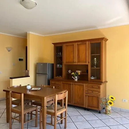 Il Girasole דירה